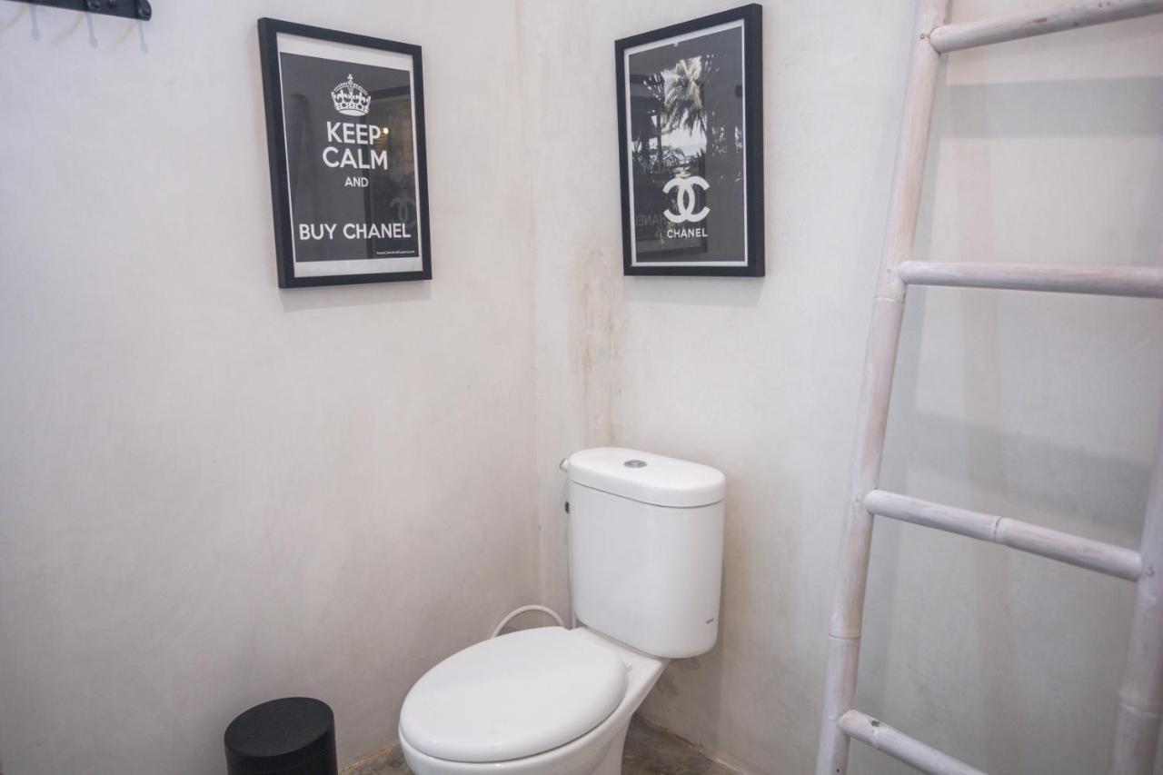 Hostel Gypsy Moon Bali Canggu Exterior foto